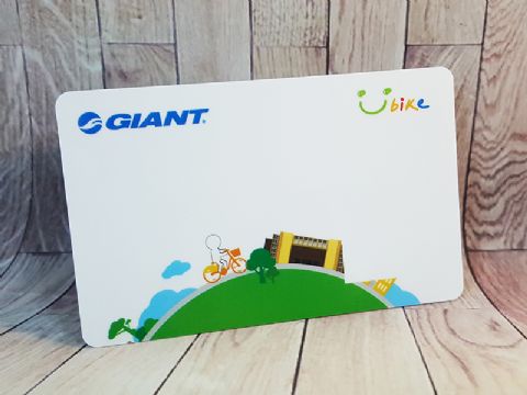 GIANT 識別證